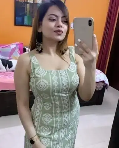 Call Girl in Pirawa